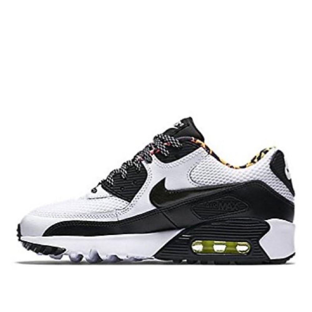 Air Max 90 big Kids size 6.5/ women’s 8-8.5
